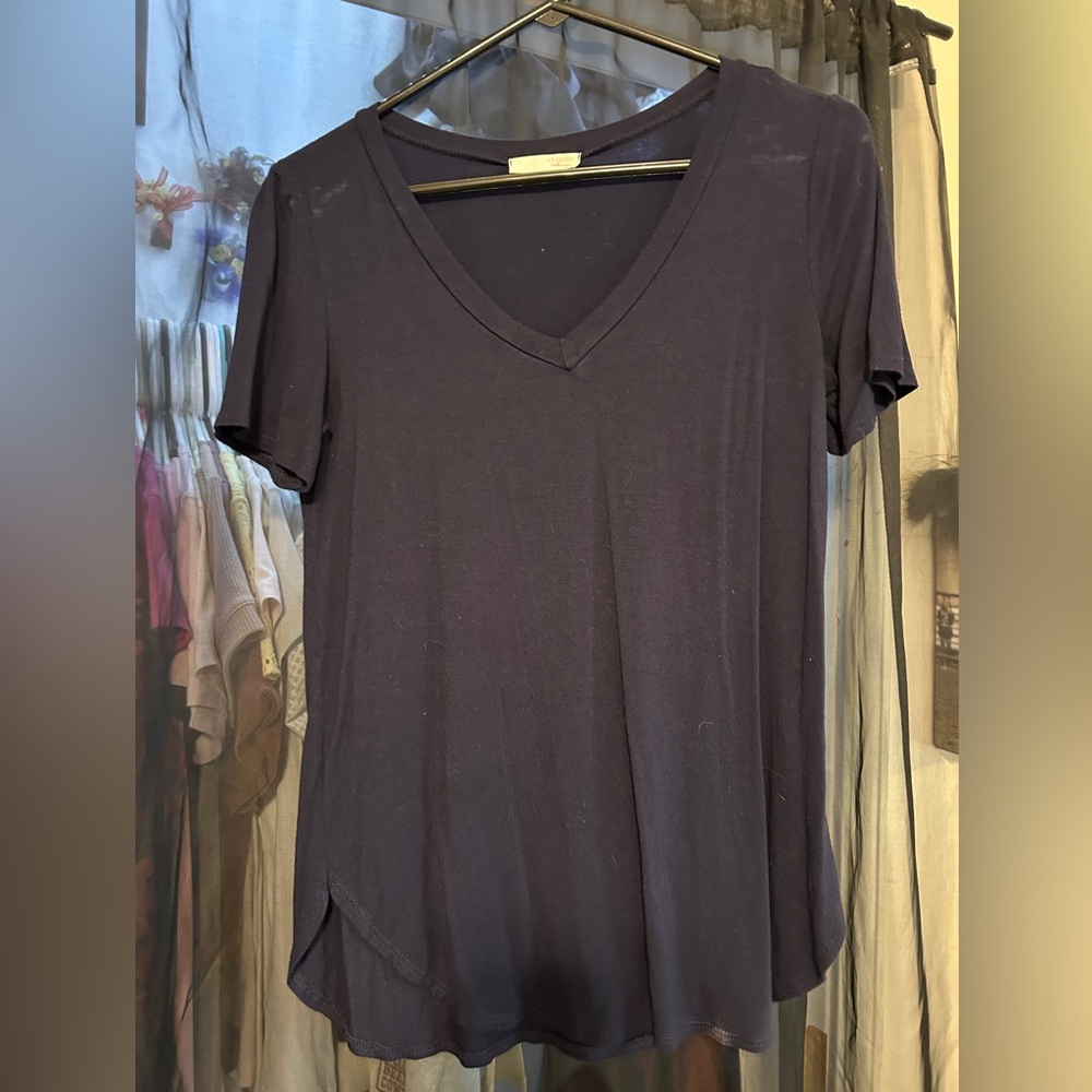 Women’s v-neck T-shirt